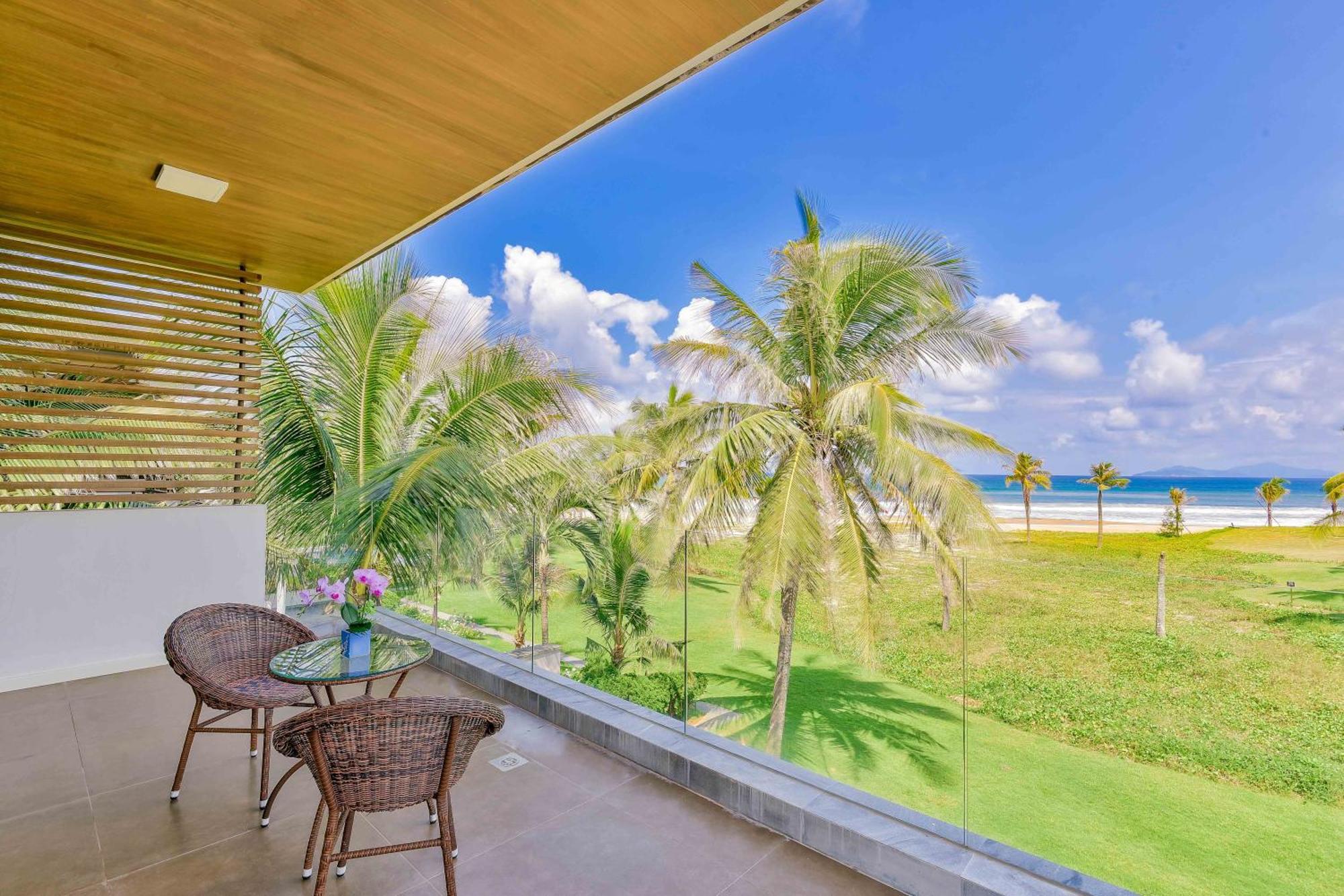 Ocean Villas Da Nang Exterior photo